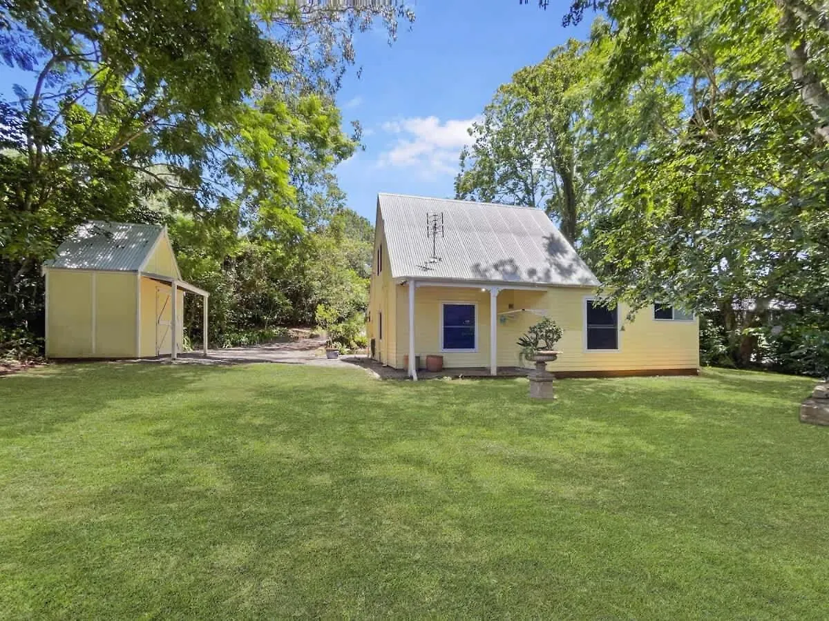 Puddleduck Cottage - Garden Hideaway Near Maleny Balmoral Ridge 別荘